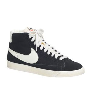 Nike Blazer Sneakers - Women